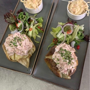 399785151_1066549857715975_8923433303414965158_n